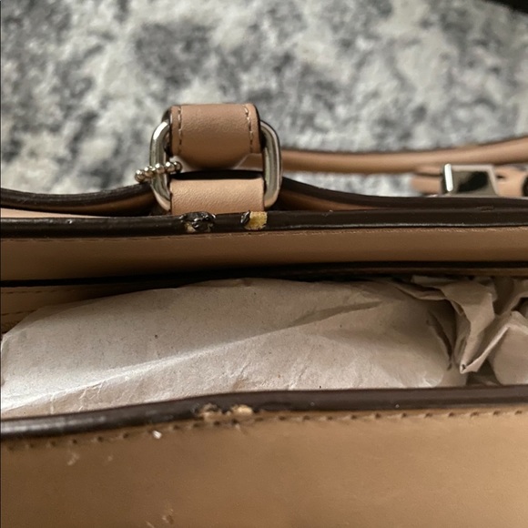 Coach - Picture 7 of 8